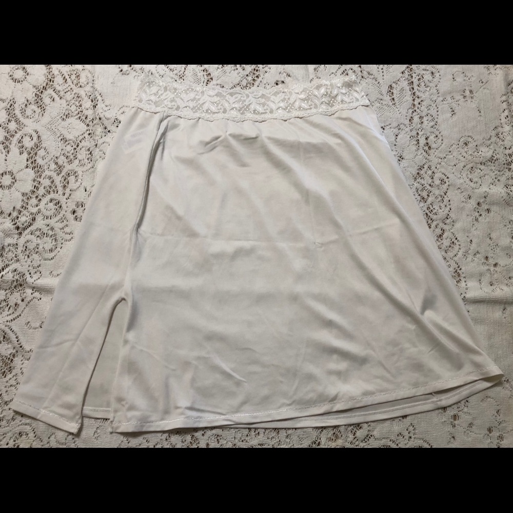 Vassarette 1/2 Slip